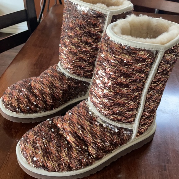Shiny brown/silver UGG boots in size 8 - Picture 3 of 4